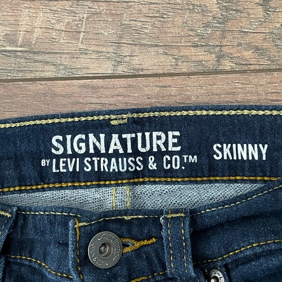 Signature By Levi Strauss Co Skinny Jeans Kid’s Regular 16 With Adjustable Waist - Picture 3 of 8